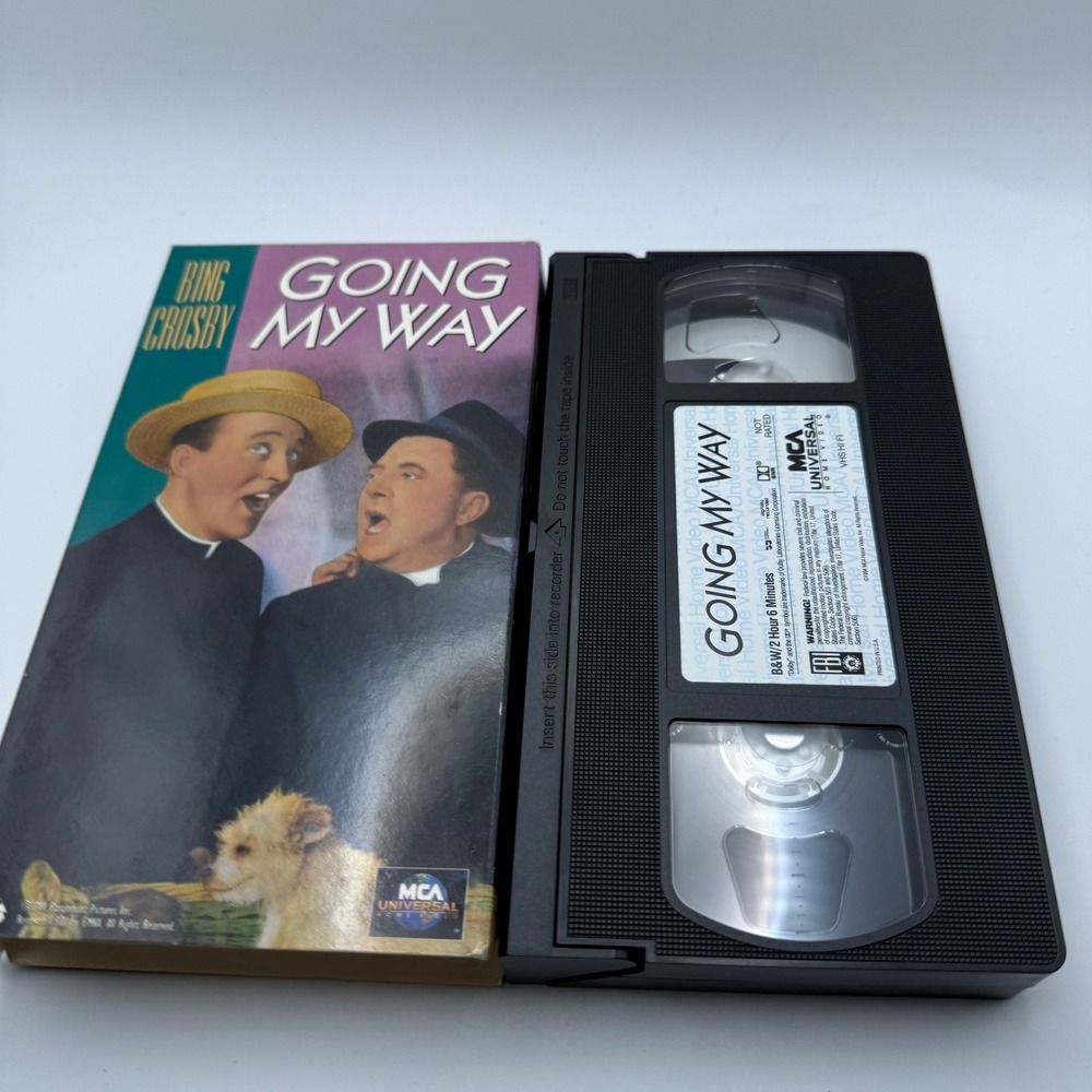 Going My Way VHS Bing Crosby Barry Fitzgerald MCA Universal Vintage Movie